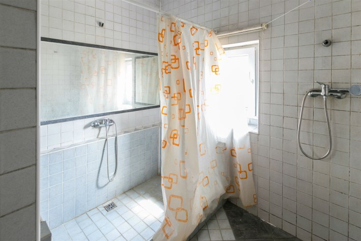 -łazienka parter